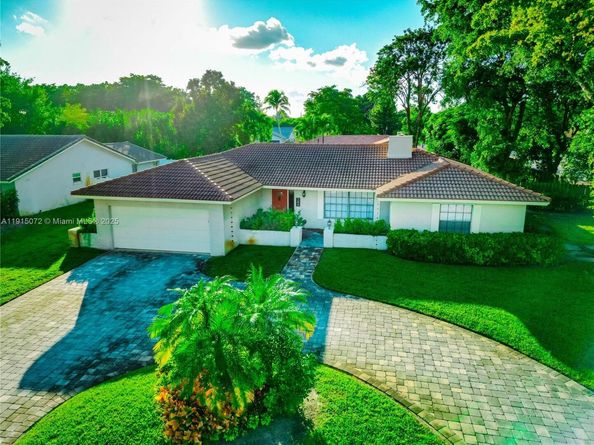 284 NW 92nd Ave, Coral Springs FL 33071