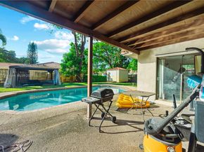 284 NW 92nd Ave, Coral Springs FL 33071