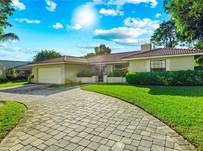 284 NW 92nd Ave, Coral Springs FL 33071