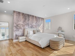 7453 NW 100th Ct, Doral FL 33178