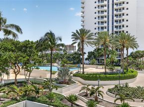 21205 Yacht Club Dr 605, Aventura FL 33180