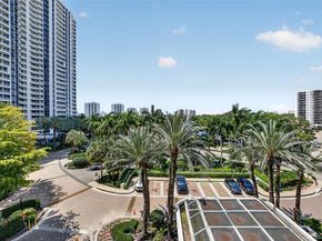 21205 Yacht Club Dr 605, Aventura FL 33180