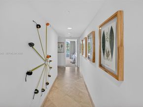 21205 Yacht Club Dr 605, Aventura FL 33180