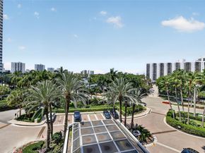 21205 Yacht Club Dr 605, Aventura FL 33180