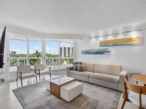 21205 Yacht Club Dr 605, Aventura FL 33180