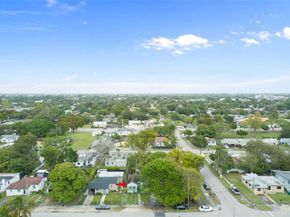 1911 NW 52nd St, Miami FL 33142