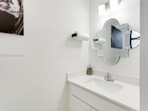 19410 SW 124th Ct, Miami FL 33177