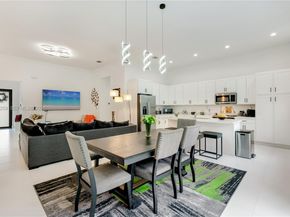 19410 SW 124th Ct, Miami FL 33177