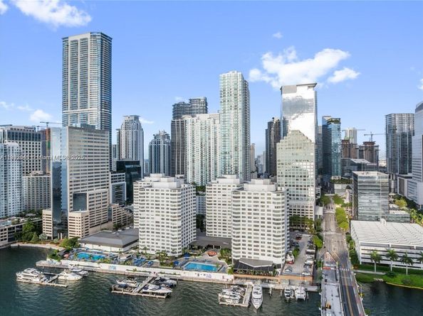 905 Brickell Bay Dr 931, Miami FL 33131