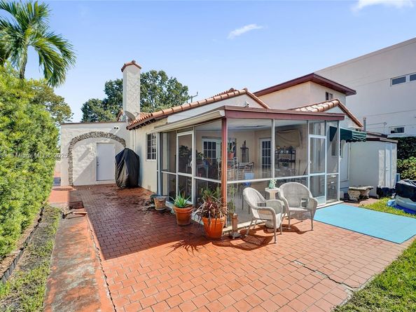 2024 Alton Rd, Miami Beach FL 33140