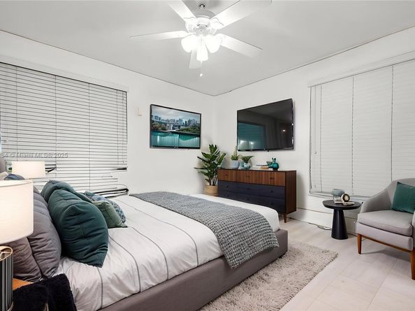 2024 Alton Rd, Miami Beach FL 33140