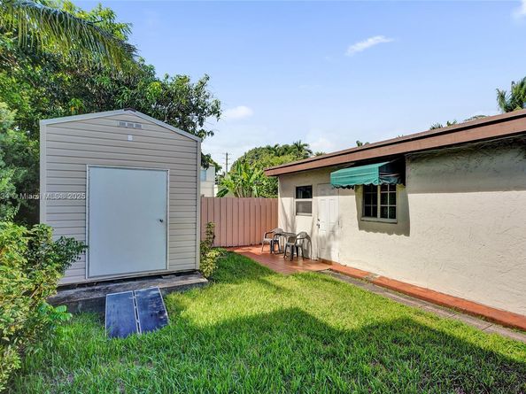 2024 Alton Rd, Miami Beach FL 33140