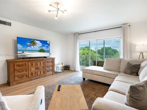 5100 SW 90th Ave 302, Cooper City FL 33328