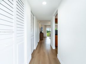 5100 SW 90th Ave 302, Cooper City FL 33328