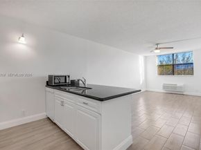 2501 Riverside Dr 307A, Coral Springs FL 33065