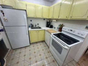 17001 NE 13th Ave 314, Miami FL 33162