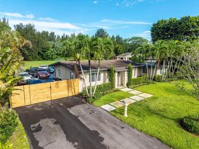 217 E Acre Dr, Plantation FL 33317