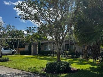 217 E Acre Dr