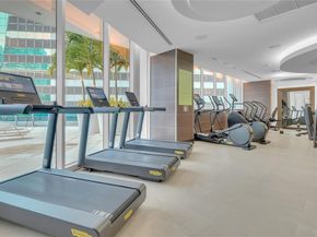 200 Biscayne Boulevard Way PH5402, Miami FL 33131
