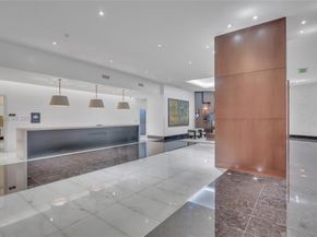 200 Biscayne Boulevard Way PH5402, Miami FL 33131