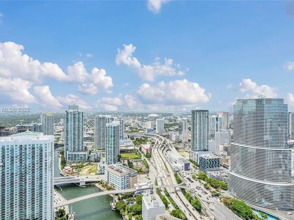 200 Biscayne Boulevard Way PH5402, Miami FL 33131