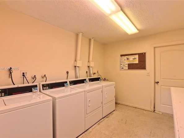 4135 NW 88th Ave 103, Coral Springs FL 33065