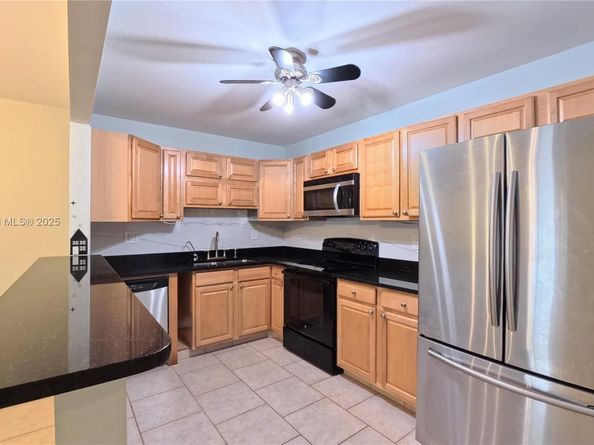 4135 NW 88th Ave 103, Coral Springs FL 33065