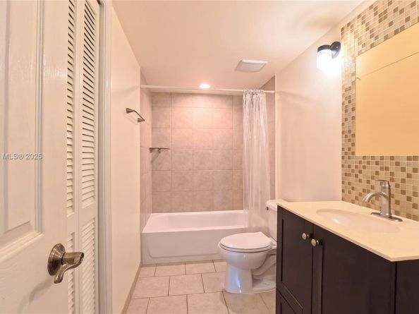 4135 NW 88th Ave 103, Coral Springs FL 33065