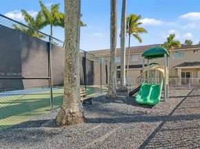 5719 NW 114th Ct 105, Doral FL 33178