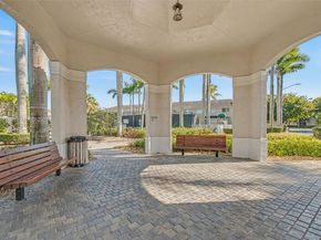 5719 NW 114th Ct 105, Doral FL 33178