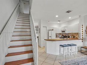 5719 NW 114th Ct 105, Doral FL 33178