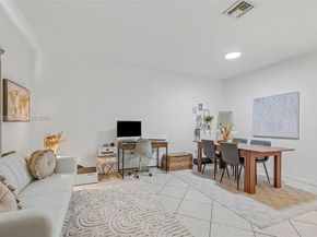 5719 NW 114th Ct 105, Doral FL 33178