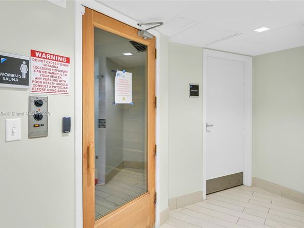 2500 Parkview Dr 2411, Hallandale Beach FL 33009