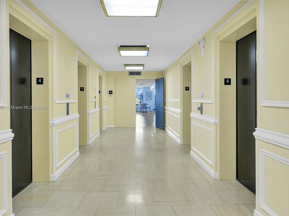 2500 Parkview Dr 2411, Hallandale Beach FL 33009