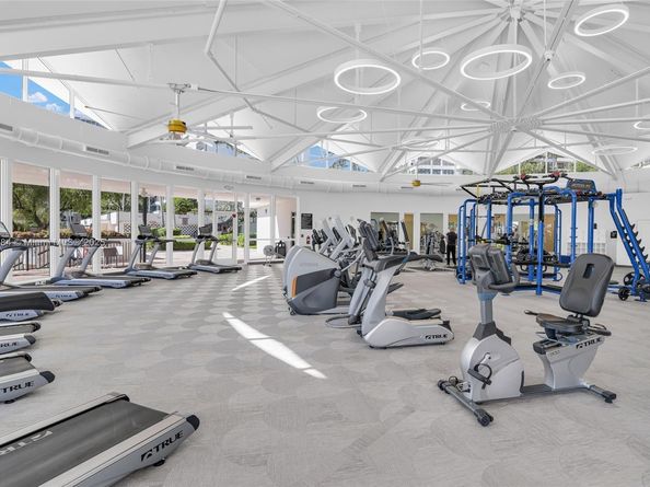 2500 Parkview Dr 2411, Hallandale Beach FL 33009