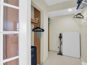 2500 Parkview Dr 2411, Hallandale Beach FL 33009