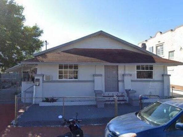 1838 NW 1st St, Miami FL 33125