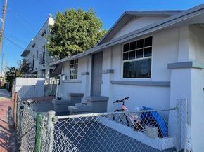1838 NW 1st St, Miami FL 33125