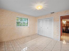 9730 SW 44th St, Miami FL 33165