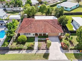 9730 SW 44th St, Miami FL 33165