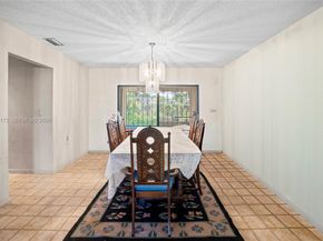 9730 SW 44th St, Miami FL 33165