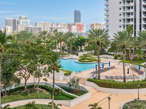 21205 Yacht Club Dr 707, Aventura FL 33180