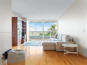 21205 Yacht Club Dr 707, Aventura FL 33180