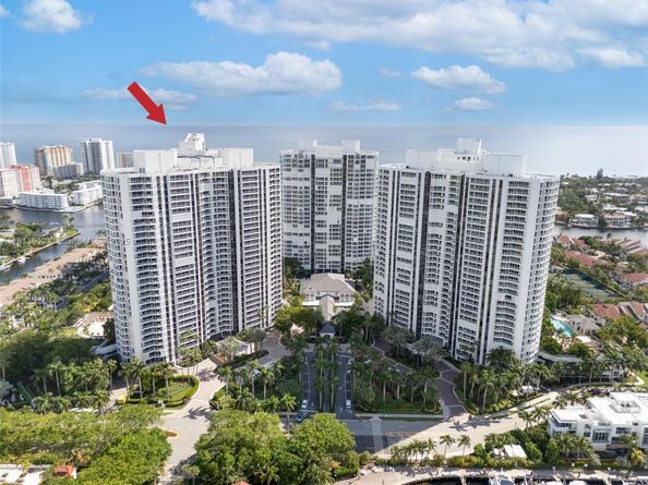 21205 Yacht Club Dr 707, Aventura FL 33180