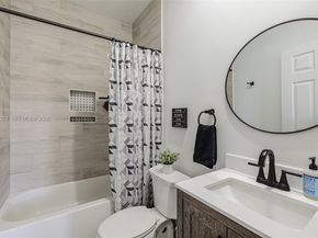 11246 SW 236th St, Homestead FL 33032