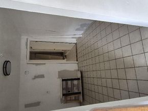 610 E 6th Pl, Hialeah FL 33010