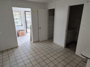 610 E 6th Pl, Hialeah FL 33010