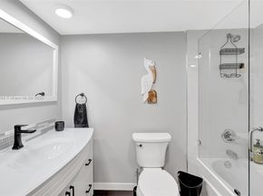 3091 N Course Dr 305, Pompano Beach FL 33069