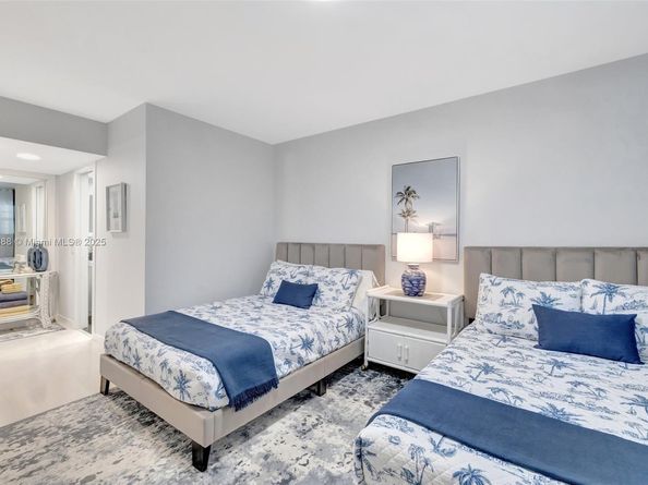3091 N Course Dr 305, Pompano Beach FL 33069