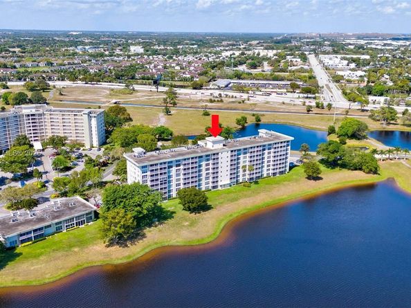 3091 N Course Dr 305, Pompano Beach FL 33069